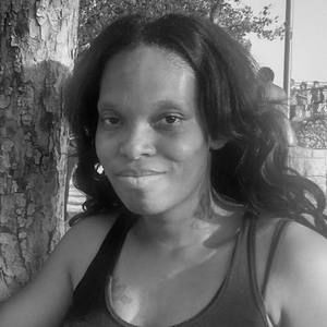 Meet your Posher, Latisha